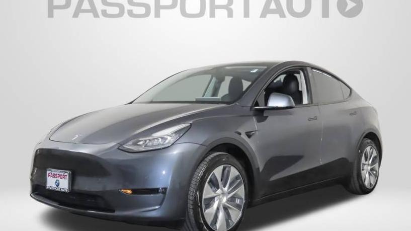 TESLA MODEL Y 2020 5YJYGDEE7LF035151 image